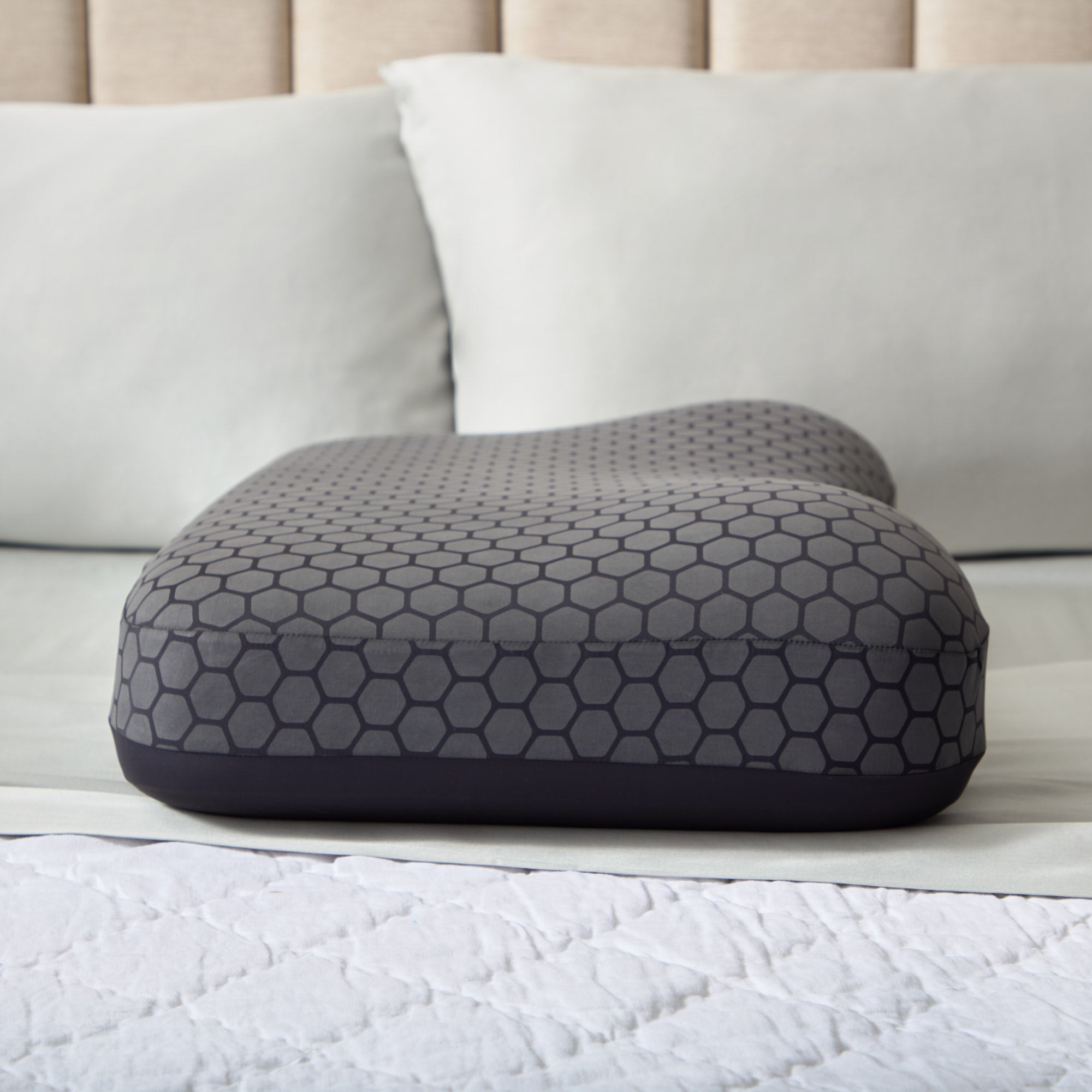 HexCurve™ Pillow